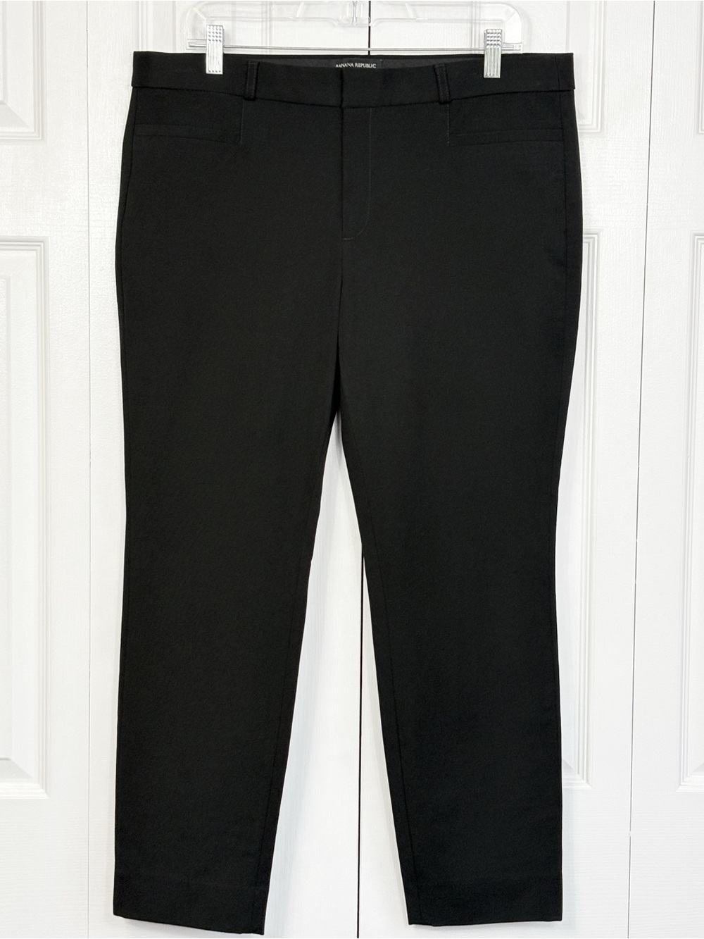 NWT Banana Republic Black Sloan Fit Mid-Rise Slim Ankle Crop Pants 14